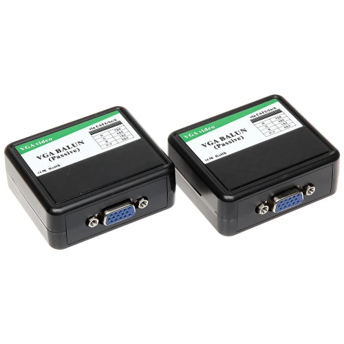 Na zdjęciu znajdują się dwa czarne urządzenia VGA Balun (Passive) z niebieskimi portami VGA z przodu. Oba mają zielone etykiety z oznaczeniami technicznymi i są przeznaczone do przesyłania sygnału VGA przez kabel CAT5/5e/6.