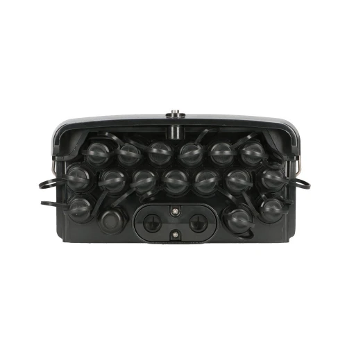 Zdjęcie przedstawia czarną, prostokątną skrzynkę z kilkunastoma okrągłymi złączami na przedniej stronie. Skrzynka ma gładką powierzchnię i jest przeznaczona do zastosowań telekomunikacyjnych lub sieciowych.