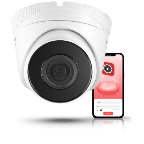 Biała, kulista kamera IP z czarnym obiektywem jest przedstawiona na białym tle obok smartfona z aplikacją do monitoringu. Kamera ma nowoczesny design i jest przeznaczona do systemów bezpieczeństwa.