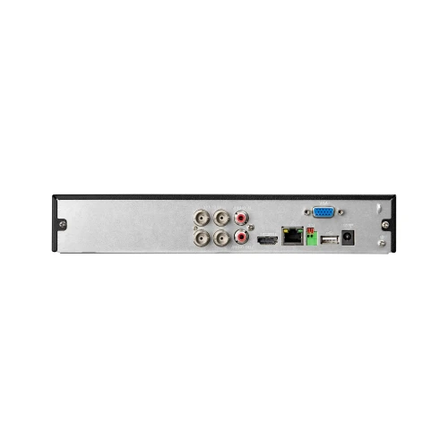 Zdjęcie przedstawia tylny panel rejestratora z różnymi portami, w tym wejściami BNC, portami USB, HDMI, VGA oraz złączami audio. Urządzenie ma metalową obudowę z czarnymi i srebrnymi elementami.