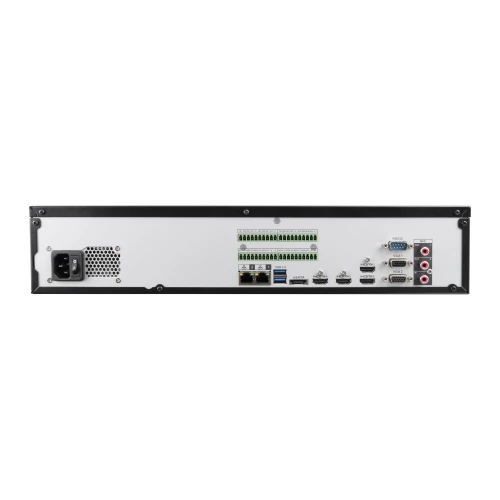 Zdjęcie przedstawia tylny panel rejestratora IP z różnorodnymi portami i złączami, w tym złączami HDMI, USB, audio oraz zasilania. Obudowa urządzenia jest w kolorze srebrnym z czarnymi elementami na krawędziach.