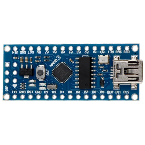 Zdjęcie przedstawia niebieską płytkę Arduino Nano z widocznymi komponentami elektronicznymi, takimi jak mikrokontroler, złącze USB i piny wejścia/wyjścia. Płytka jest przeznaczona do projektów elektronicznych i programistycznych.