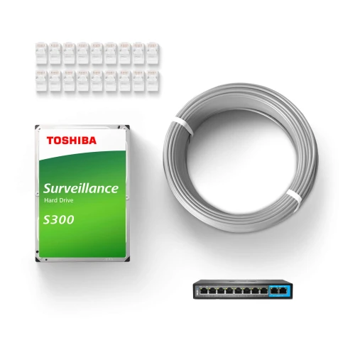 Na zdjęciu znajduje się zestaw do monitoringu, w skład którego wchodzą dysk twardy Toshiba S300, zwinięty kabel, przełącznik sieciowy oraz złącza RJ45. Elementy są rozmieszczone na białym tle, co podkreśla ich techniczny charakter.